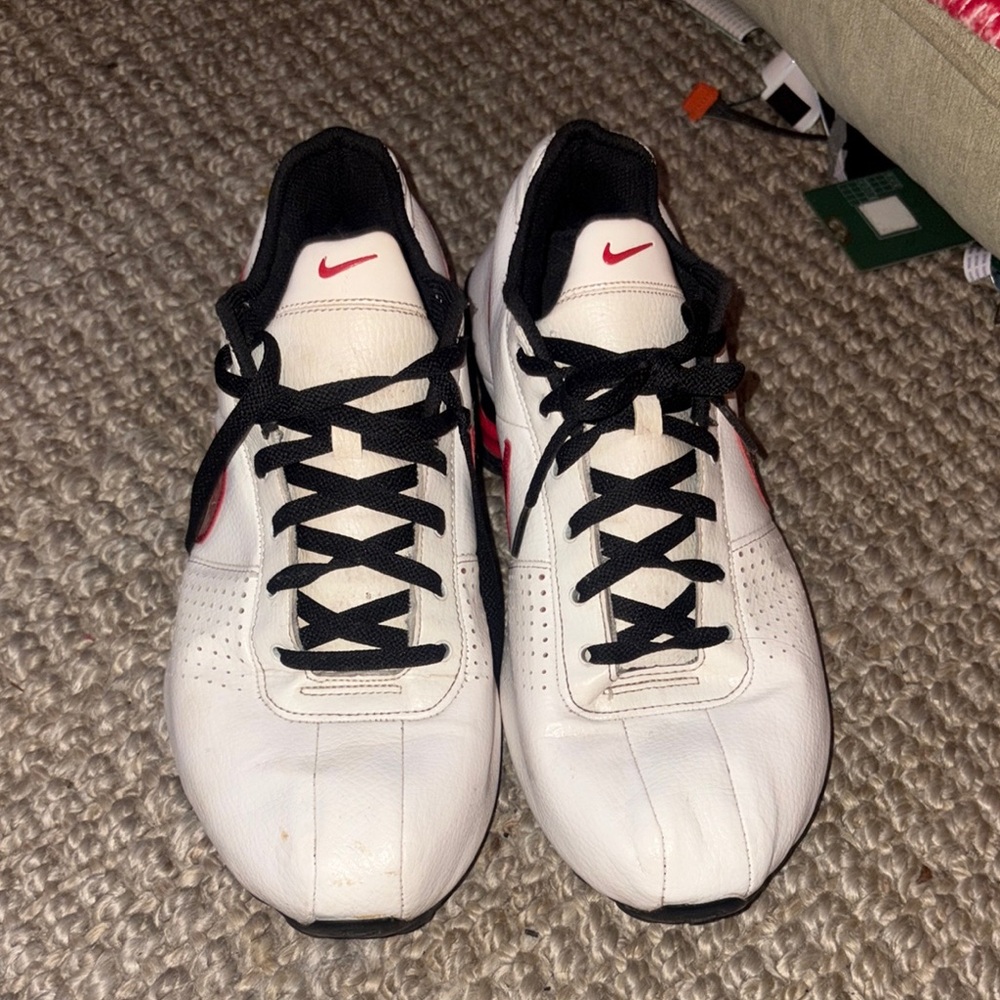 Nike Shox Men's White, Black and Red Sneakers. Sz 11